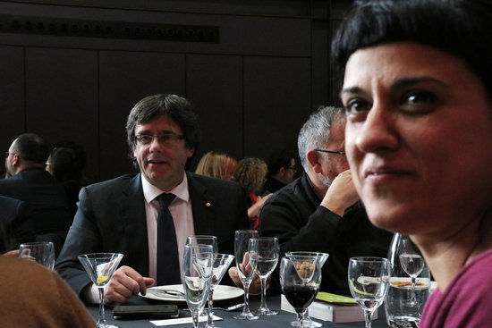 The Catalan leader Carles Puigdemont and the former CUP MP Anna Gabriel (by Rafa Garrido) 
